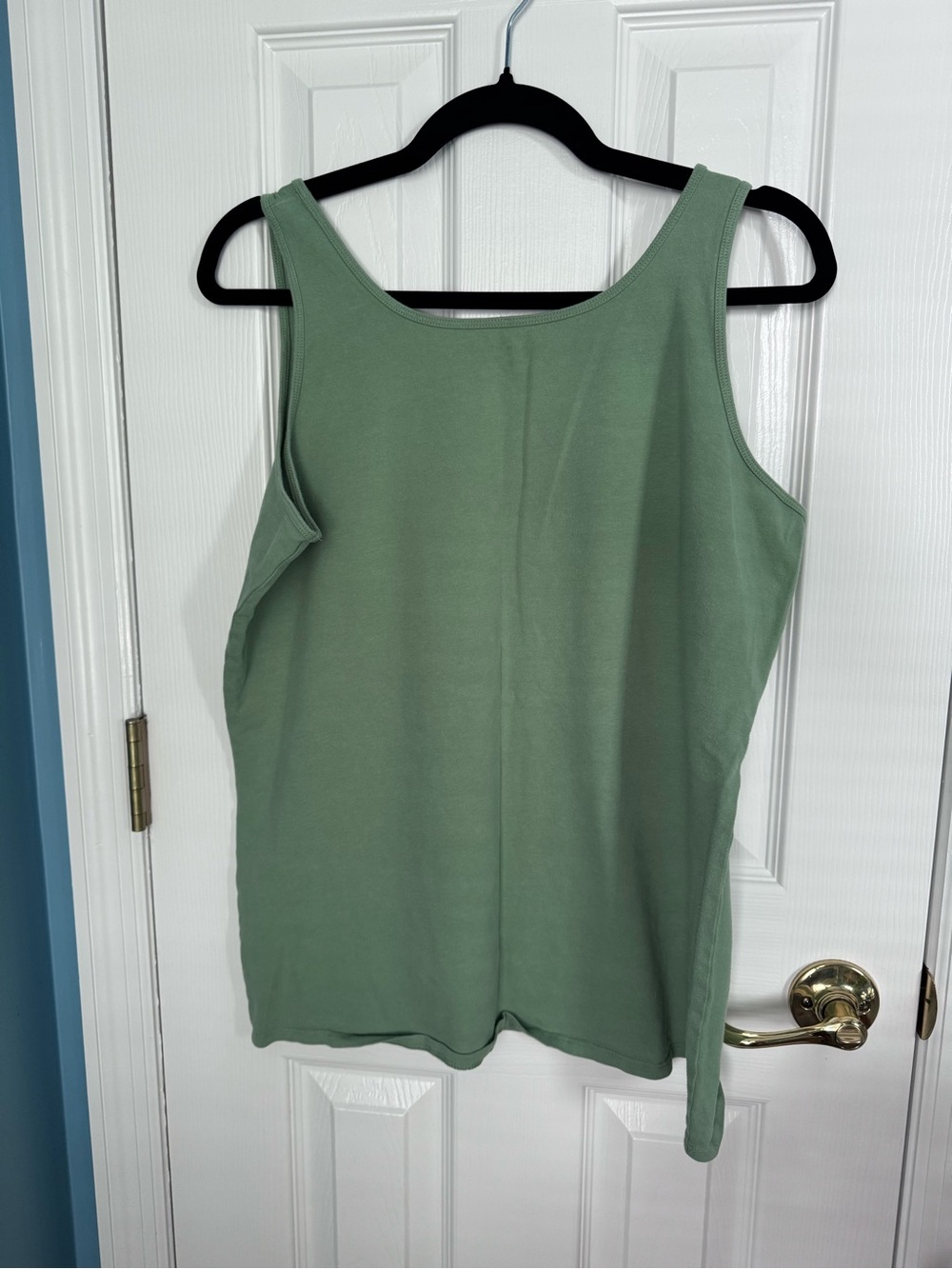 Duluth Trading Co No Yank Tank - Picture 2 of 3